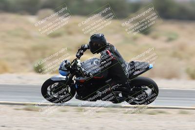 media/May-05-2025-Moto Forza (Mon) [[3c1838c5e5]]/2-B Group/Session 3 (Panning Test Turn 14 Inside)/